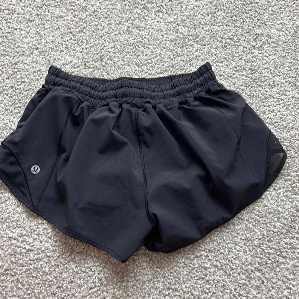 PERFECT CONDITION hotty hot lululemon shorts - Picture 2 of 7